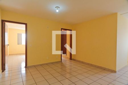 Sala de casa para alugar com 3 quartos, 105m² em Jardim Peri, São Paulo