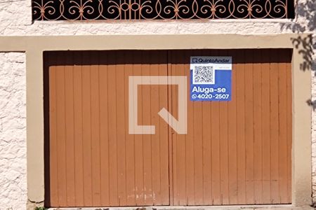 Casa à venda com 254m², 3 quartos e 2 vagasFachada