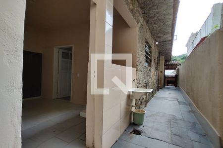 Casa à venda com 254m², 3 quartos e 2 vagasÁrea de Serviço