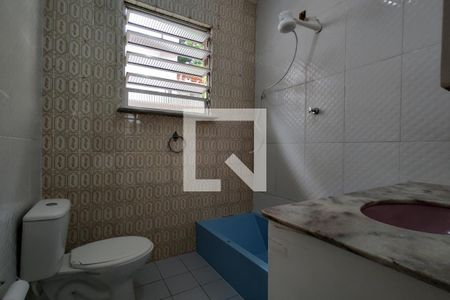 Casa à venda com 254m², 3 quartos e 2 vagasBanheiro Social 1