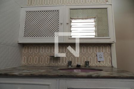 Casa à venda com 254m², 3 quartos e 2 vagasBanheiro Social 1