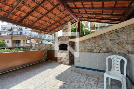 Casa à venda com 254m², 3 quartos e 2 vagasChurrasqueira