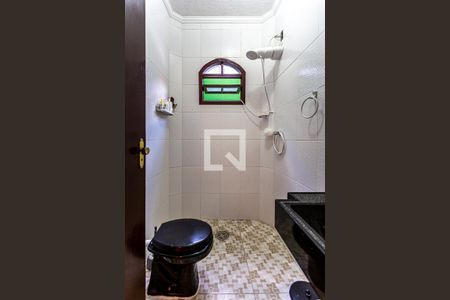 Casa à venda com 212m², 3 quartos e 2 vagas Casa à venda com 212m², 3 quartos e 2 vagasBanheiro