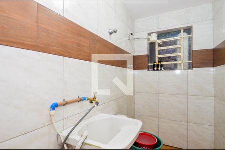 Casa à venda com 120m², 2 quartos e 2 vagasÁrea de Serviço 