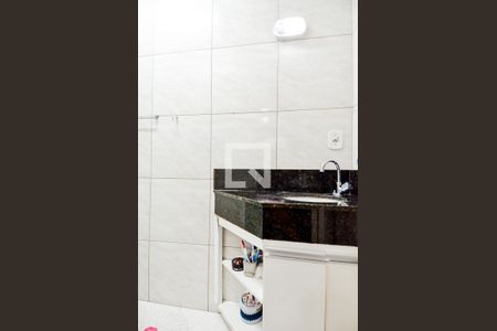 Casa à venda com 120m², 2 quartos e 2 vagasBanheiro da Suíte