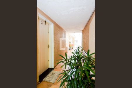 Casa à venda com 120m², 2 quartos e 2 vagasCorredor Lateral 