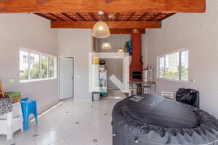 Casa à venda com 160m², 5 quartos e 2 vagas Casa à venda com 160m², 5 quartos e 2 vagasTerraço - Churrasqueira