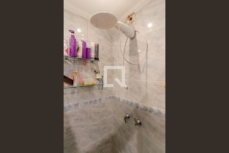 Casa à venda com 160m², 5 quartos e 2 vagas Casa à venda com 160m², 5 quartos e 2 vagasBanheiro da Suíte