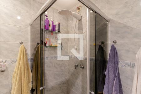 Casa à venda com 160m², 5 quartos e 2 vagas Casa à venda com 160m², 5 quartos e 2 vagasBanheiro da Suíte