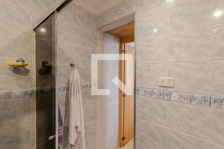 Casa à venda com 160m², 5 quartos e 2 vagas Casa à venda com 160m², 5 quartos e 2 vagasBanheiro da Suíte