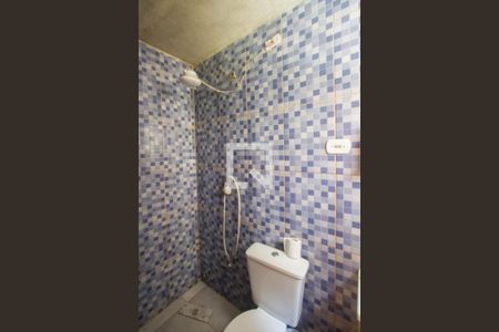 Casa à venda com 250m², 3 quartos e 2 vagasBanheiro de Serviço