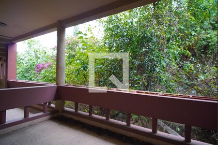 Casa à venda com 900m², 6 quartos e 4 vagasSuite Varanda