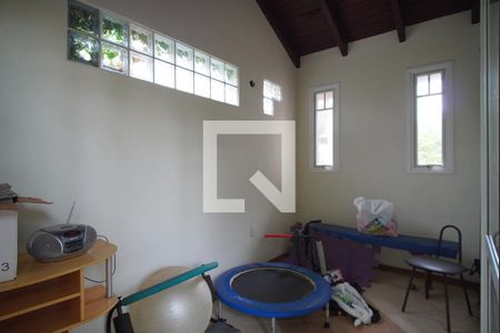 Casa à venda com 900m², 6 quartos e 4 vagasSuíte - academia