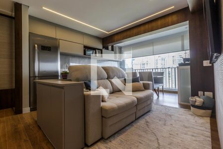 Sala de TV de apartamento à venda com 2 quartos, 55m² em Alphaville Empresarial, Barueri