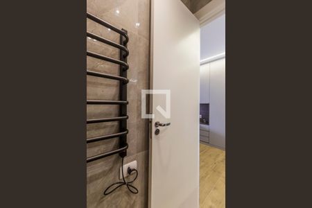 Apartamento à venda com 55m², 2 quartos e 2 vagas Apartamento à venda com 55m², 2 quartos e 2 vagasBanheiro da Suíte