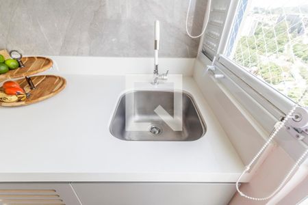 Apartamento à venda com 55m², 2 quartos e 2 vagas Apartamento à venda com 55m², 2 quartos e 2 vagasDetalhe da area de serviço