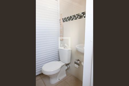 Casa à venda com 147m², 3 quartos e 2 vagas Casa à venda com 147m², 3 quartos e 2 vagasÁrea de Serviço