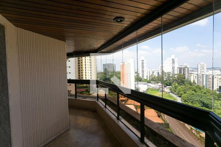 Apartamento para alugar com 242m², 3 quartos e 4 vagas Apartamento para alugar com 242m², 3 quartos e 4 vagasVaranda da Sala