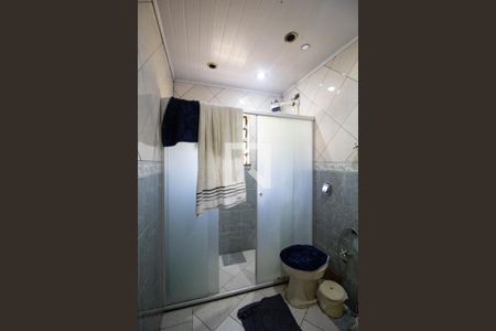 Casa à venda com 130m², 3 quartos e 2 vagas Casa à venda com 130m², 3 quartos e 2 vagasBanheiro
