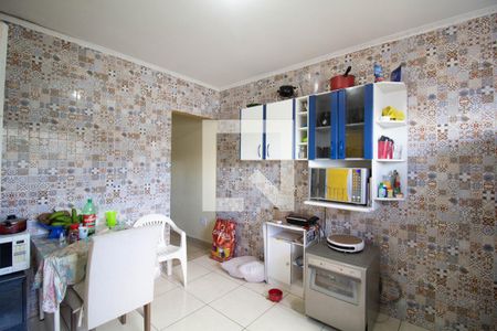 Casa à venda com 130m², 3 quartos e 2 vagas Casa à venda com 130m², 3 quartos e 2 vagasCozinha