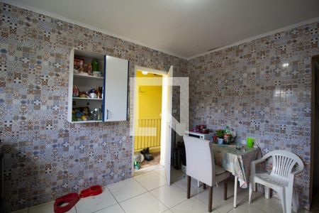 Casa à venda com 130m², 3 quartos e 2 vagas Casa à venda com 130m², 3 quartos e 2 vagasCozinha