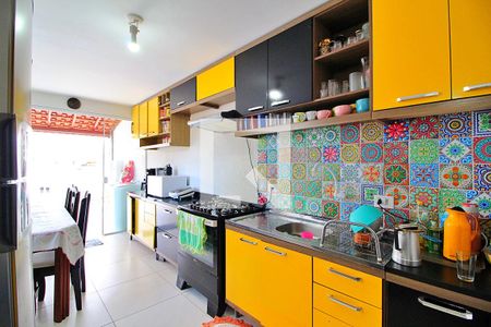 Apartamento para alugar com 88m², 2 quartos e 2 vagasCozinha