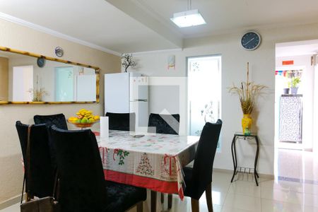 Casa à venda com 180m², 2 quartos e 1 vaga Casa à venda com 180m², 2 quartos e 1 vagaSala de Jantar
