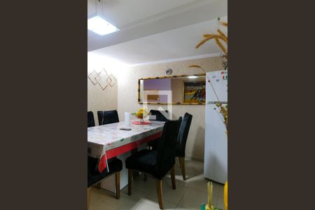 Casa à venda com 180m², 2 quartos e 1 vaga Casa à venda com 180m², 2 quartos e 1 vagaSala de Jantar