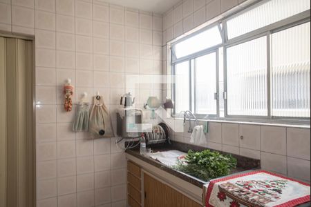 Apartamento à venda com 90m², 2 quartos e 2 vagasCozinha