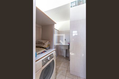 Apartamento à venda com 144m², 2 quartos e 2 vagas Apartamento à venda com 144m², 2 quartos e 2 vagasÁrea de Serviço - Cobertura