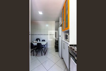 Apartamento à venda com 144m², 2 quartos e 2 vagas Apartamento à venda com 144m², 2 quartos e 2 vagasCozinha