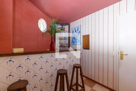 Casa de condomínio à venda com 490m², 6 quartos e 5 vagas Casa de condomínio à venda com 490m², 6 quartos e 5 vagasBar