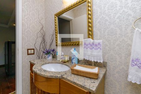 Casa de condomínio à venda com 490m², 6 quartos e 5 vagas Casa de condomínio à venda com 490m², 6 quartos e 5 vagasLavabo