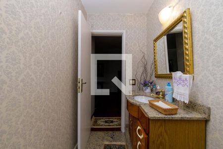 Casa de condomínio à venda com 490m², 6 quartos e 5 vagas Casa de condomínio à venda com 490m², 6 quartos e 5 vagasLavabo