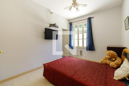 Casa de condomínio à venda com 490m², 6 quartos e 5 vagas Casa de condomínio à venda com 490m², 6 quartos e 5 vagasSuíte 1