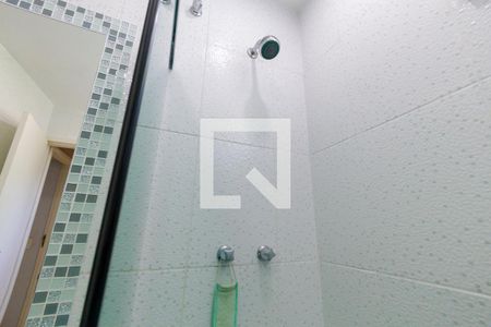 Casa de condomínio à venda com 490m², 6 quartos e 5 vagas Casa de condomínio à venda com 490m², 6 quartos e 5 vagasBanheiro Suíte 2