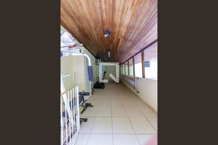 Casa de condomínio à venda com 490m², 6 quartos e 5 vagas Casa de condomínio à venda com 490m², 6 quartos e 5 vagasQuintal