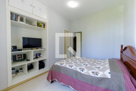 Casa de condomínio à venda com 490m², 6 quartos e 5 vagas Casa de condomínio à venda com 490m², 6 quartos e 5 vagasSuíte 3