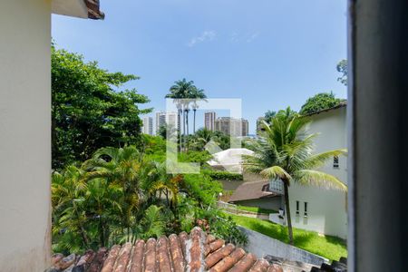 Casa de condomínio à venda com 490m², 6 quartos e 5 vagas Casa de condomínio à venda com 490m², 6 quartos e 5 vagasSuíte 3 Vista