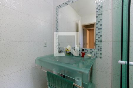 Casa de condomínio à venda com 490m², 6 quartos e 5 vagas Casa de condomínio à venda com 490m², 6 quartos e 5 vagasBanheiro Suíte 2