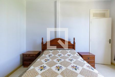 Casa de condomínio à venda com 490m², 6 quartos e 5 vagas Casa de condomínio à venda com 490m², 6 quartos e 5 vagasSuíte 3