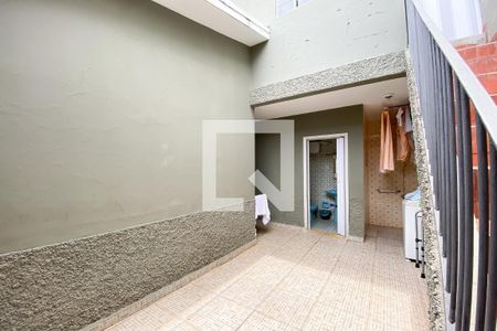 Casa à venda com 160m², 3 quartos e 2 vagas Casa à venda com 160m², 3 quartos e 2 vagasÁrea de Serviço