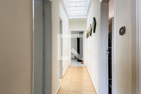 Casa à venda com 160m², 3 quartos e 2 vagas Casa à venda com 160m², 3 quartos e 2 vagasCorredor