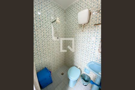 Casa à venda com 160m², 3 quartos e 2 vagas Casa à venda com 160m², 3 quartos e 2 vagasBanheiro de serviço