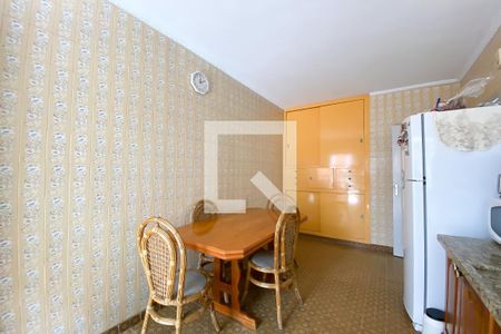 Casa à venda com 160m², 3 quartos e 2 vagas Casa à venda com 160m², 3 quartos e 2 vagasCozinha