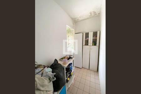 Casa à venda com 160m², 3 quartos e 2 vagas Casa à venda com 160m², 3 quartos e 2 vagasDepósito