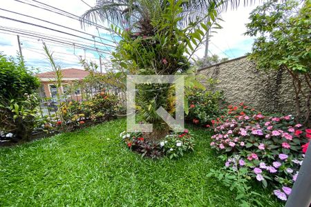 Casa à venda com 160m², 3 quartos e 2 vagas Casa à venda com 160m², 3 quartos e 2 vagasJardim