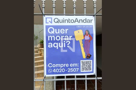 Casa à venda com 160m², 3 quartos e 2 vagas Casa à venda com 160m², 3 quartos e 2 vagasPlaquinha