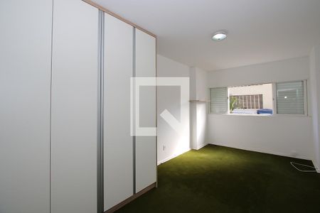 Quarto de apartamento à venda com 1 quarto, 60m² em Pinheiros, São Paulo