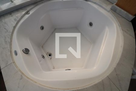 Casa à venda com 230m², 3 quartos e 5 vagasTerraço - ofuro 